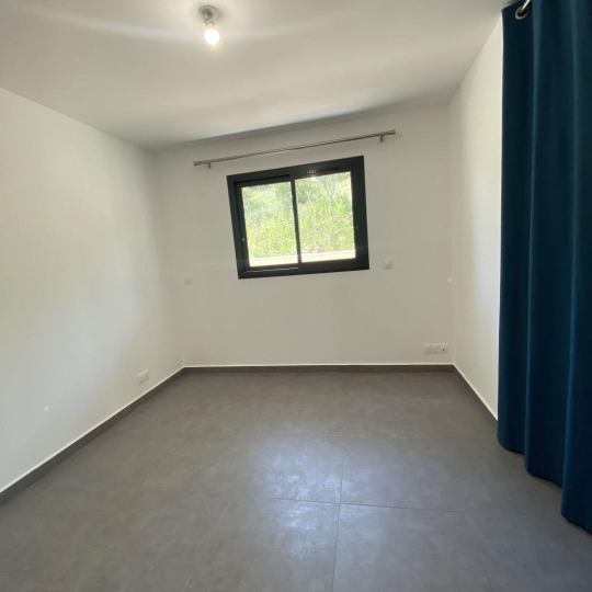  Annonces PICSAINTLOUP : House | COMBAILLAUX (34980) | 96 m2 | 1 645 € 